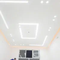 اجرای کلیه امور برق ساختمان و لاینر سقفی