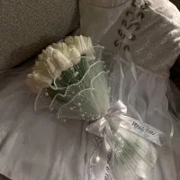 دسته گل عروس/گل لاله عروس/گل رز /گل شیپوری/گل ترند
