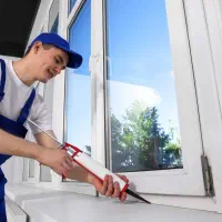 ساخت تعمیر و رگلاژ در و پنجره دو جداره upvc و توری