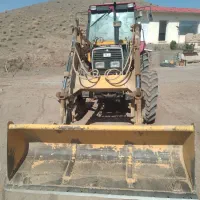 سه هکتارمزرعه باادوات کشاورزی تراکتورگریدرکمپرسور|فروش دفتر صنعتی، کشاورزی، تجاری|نائین, |دیوار