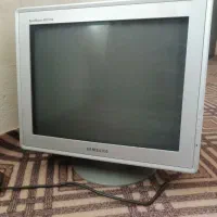 مانیتور کاملا سالم 16 اینچی