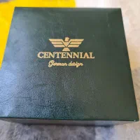 یک عدد ساعت مچی با برند فوق