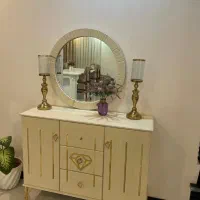 آینه و کنسول