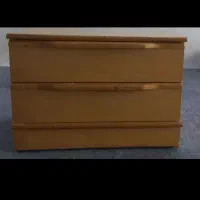 دوتا کنار تختی