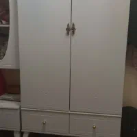 کمد و ویترین نوجوان