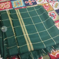 شال و روسری و کرم پودر