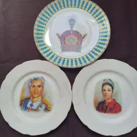 دیوارکوب و ظروف قدیمی