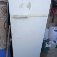 یخچال قدیمی