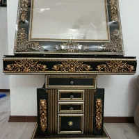 آینه وکنسول سلطنتی