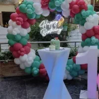 بادکنک آرایی حرفه ای برای مراسمات شما