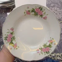 چینی ها گ ل سرخی