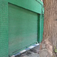 مغازه تجاری روبروی پارک شمشیری