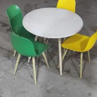 میزوصندلی برای فست فودی