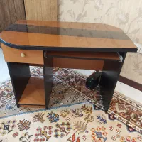 میز کامپیوتر و تحریر