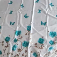 پرده به همراه دستک کنارش