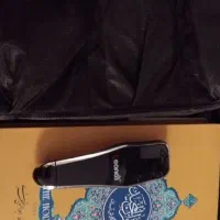قرآن به همراه قلم نوری لئونو