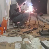 سلام به یک شاگرد لوله گاز نیاز مندم