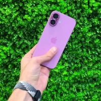 آیفون ۱۶ نرمال کارکرده