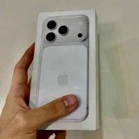 ایفون 17 pro سفید آکبند بازنشده