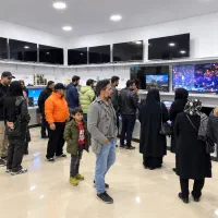 فروش انواع تلویزیون پشت ویترینی 32 43 49 50 55 65|تلویزیون و پروژکتور|تهران, شهرک غرب|دیوار
