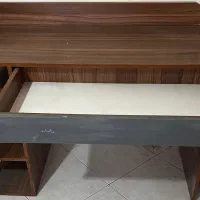 میز تحریر ام دی اف و هایگلاس تک کشو سالم و کم کار|میز تحریر و کامپیوتر|تهران, شهرآرا|دیوار