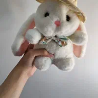 عروسک خرگوش ترند سفید بسیار. لطیف