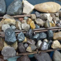 سنگ های قیمتی و نیمه قیمتی|جواهرات|ساری, |دیوار