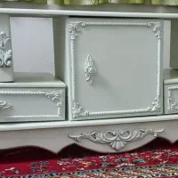 میز تلویزیون سفید