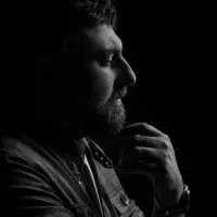 کنسرت محمد علیزاده ردیف جلو vip