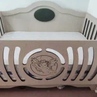 تخت خواب کودک یک متر در یک متر و نیم