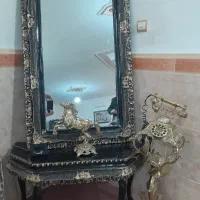 آینه با میز