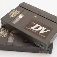 تبدیل انواع فیلم های ویدئویی قدیمی به فلش و DVD|خدمات رایانه‌ای و موبایل|ملایر, |دیوار
