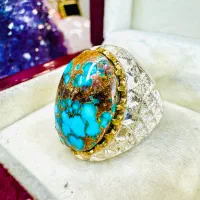 انگشتر فاخر سنگ فیروزه آبی درباری رگ طلایی نیشابور