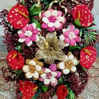 تعدادی گل مصنوعی