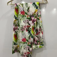 تعدادی لباس زنانه|لباس|گنبد کاووس, |دیوار