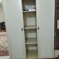 فروش فوری یک عدد کمد لباس دو قلو و دو کشو