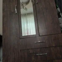 کمد دراور آیینه دار ومیز تلویزیون