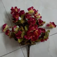 گل مصنوعی سالم کار نکرده