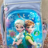 کوله پشتی مدرسه