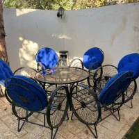 صندلی فلزی با میز و تاب در حد نو