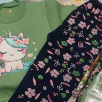 لباس بچه گانه ست و هر تکه فقط پنجاه هزار تومان