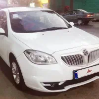 برلیانس 330اتومات بی رنگ و کم کار در حد صفر