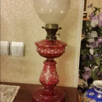 چراغ نفتی جفت  قدیمی  ویک جفت  چراغ برقی جدید