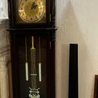 ساعت چوبی ایستاده