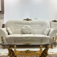فروش مبل ۱۳ نفره همراه با سه عدد گل میز عسلی