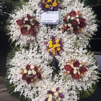 تاج گل‌های بزرگ هفت طبقه ختمی ترحیم