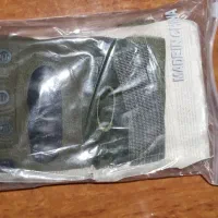 دستکش تاکتیکال نیم انگشت