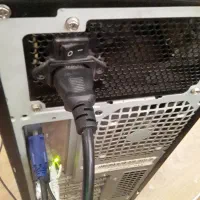 کامپیوتر متوسط|رایانه رومیزی|پرند, فاز ۵|دیوار