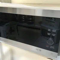 ماکروویو ال جی ۴۲ لیتر LG اصلی کره ای ۸۲۶۵|اجاق گاز و لوازم برقی پخت‌وپز|اصفهان, پرتمان|دیوار