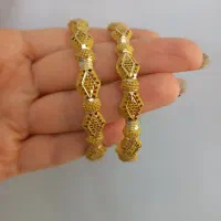 طلا ۲۰۰ بالای فی